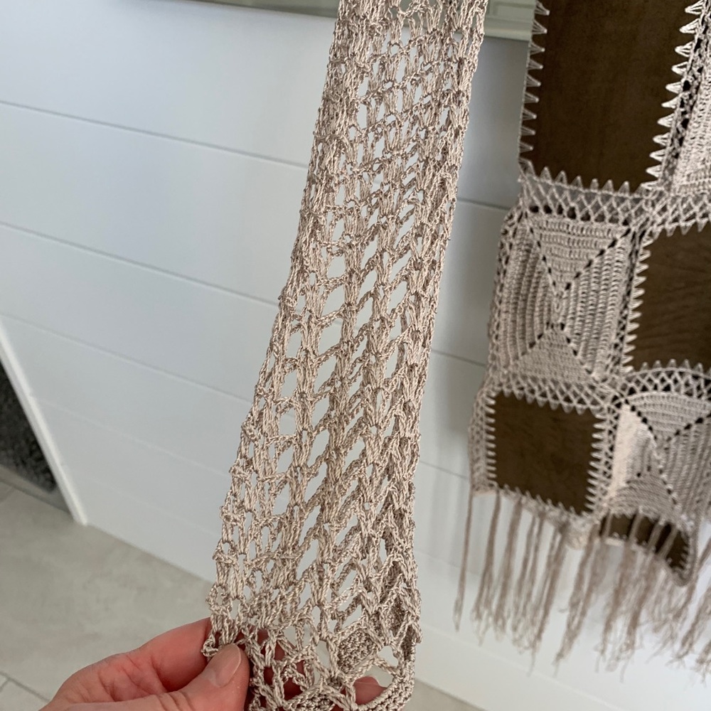 Sweater - Picture 4 of 12